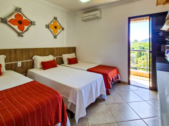 Cobertura para Venda com 2 suítes, em Tabatinga com 240m²