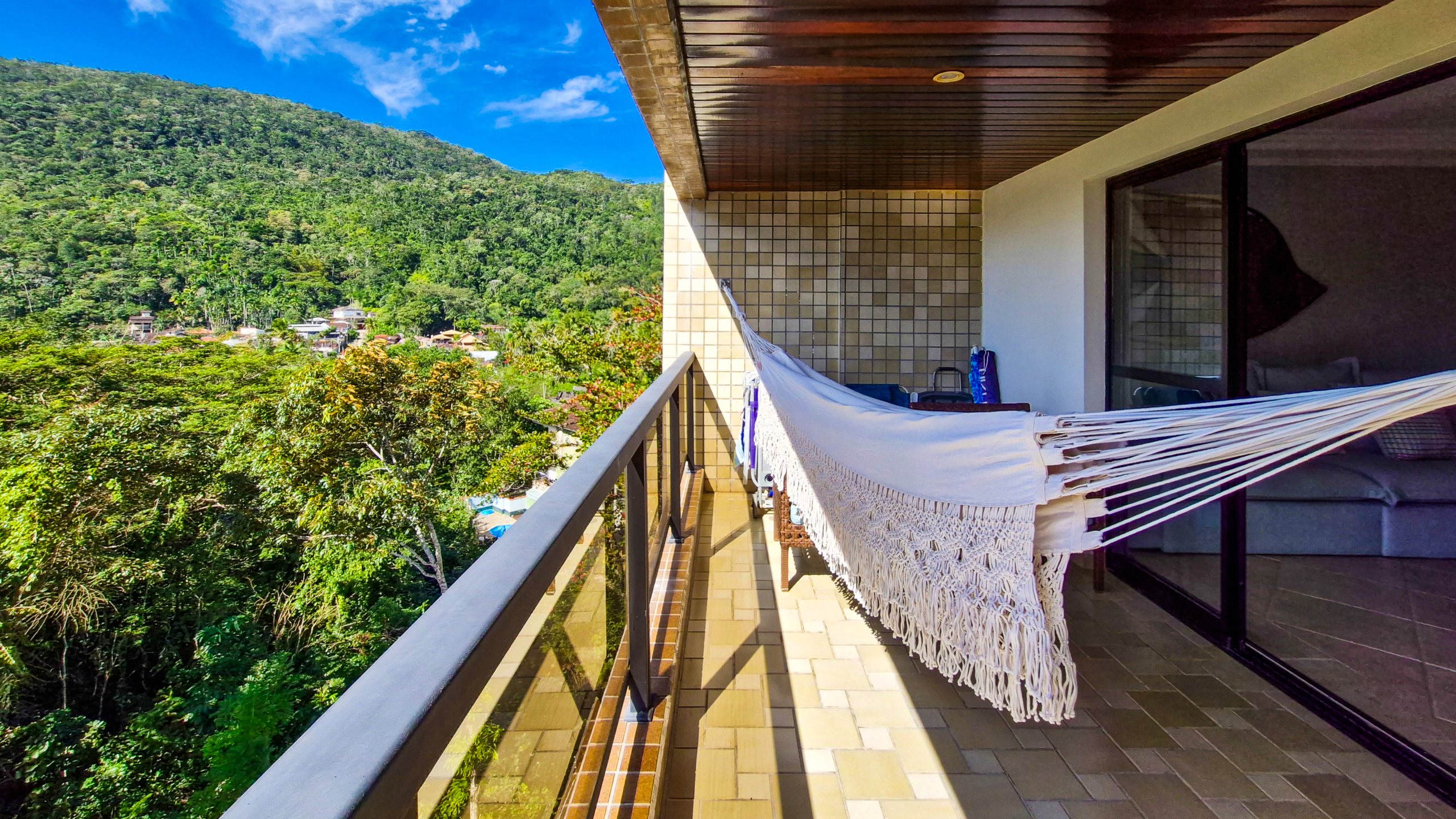 Cobertura para Venda com 2 suítes, em Tabatinga com 240m²