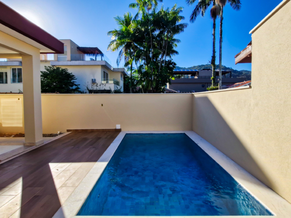 Casa à venda no Condomínio Salga – Praia da Lagoinha, Ubatuba