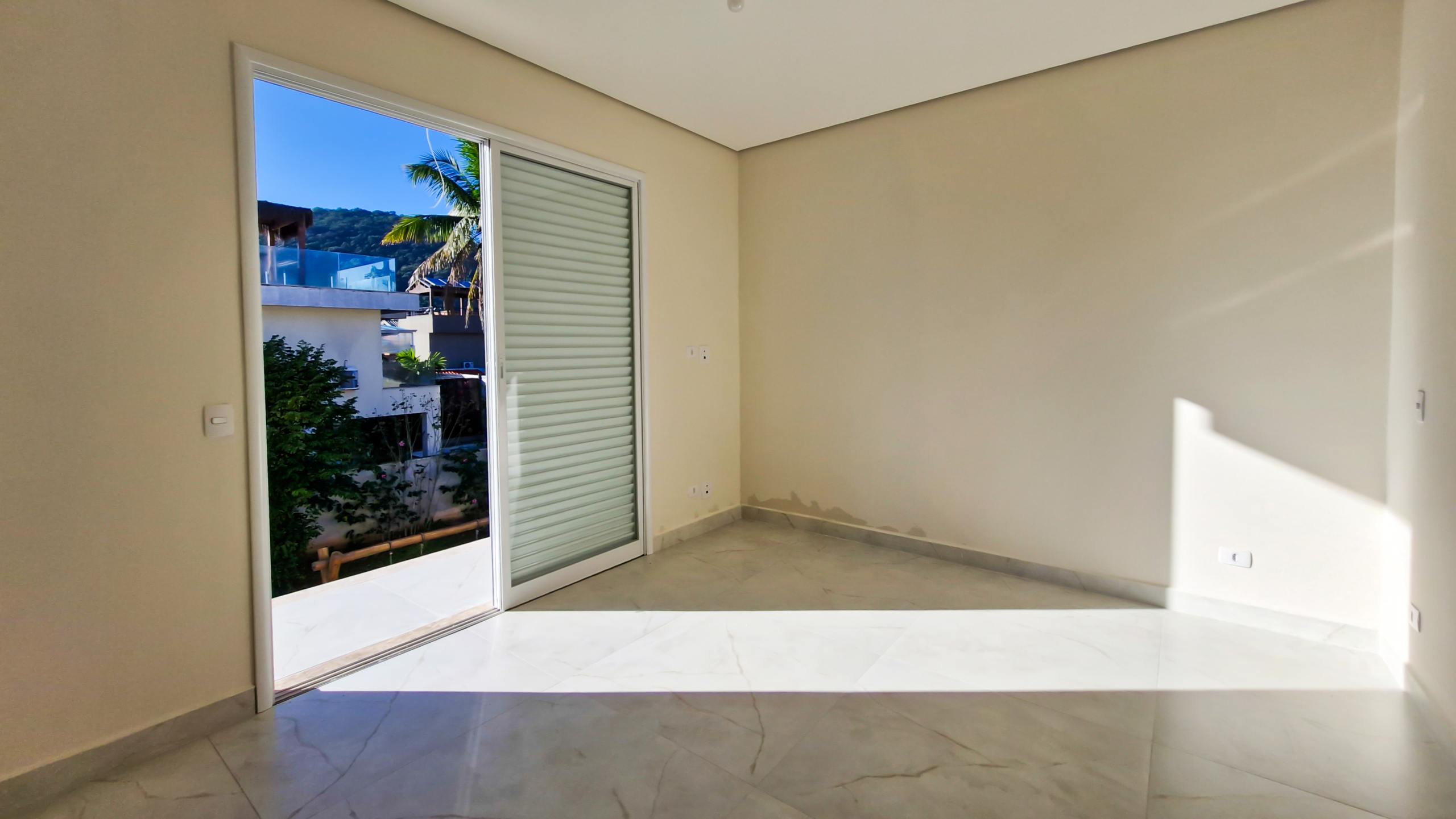 Casa à venda no Condomínio Salga – Praia da Lagoinha, Ubatuba