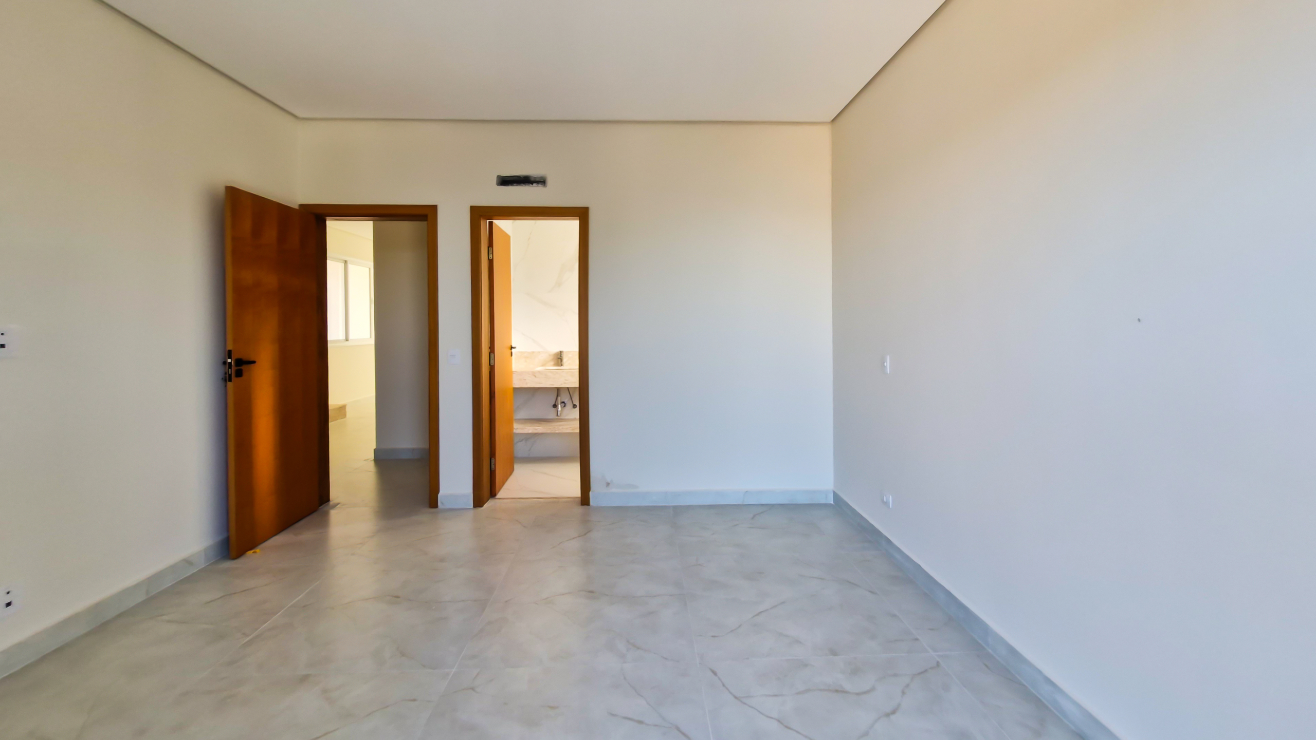 Casa à venda no Condomínio Salga – Praia da Lagoinha, Ubatuba
