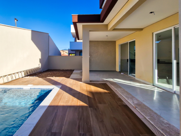 Casa à venda no Condomínio Salga – Praia da Lagoinha, Ubatuba