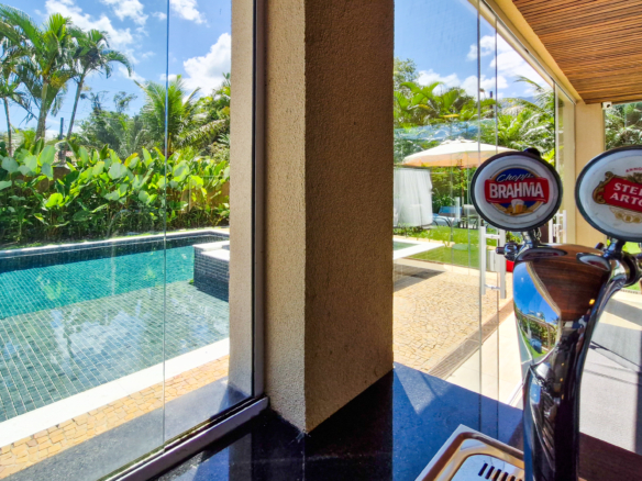 Casa alto padrão a venda na Praia da Mococa | Caraguatatuba