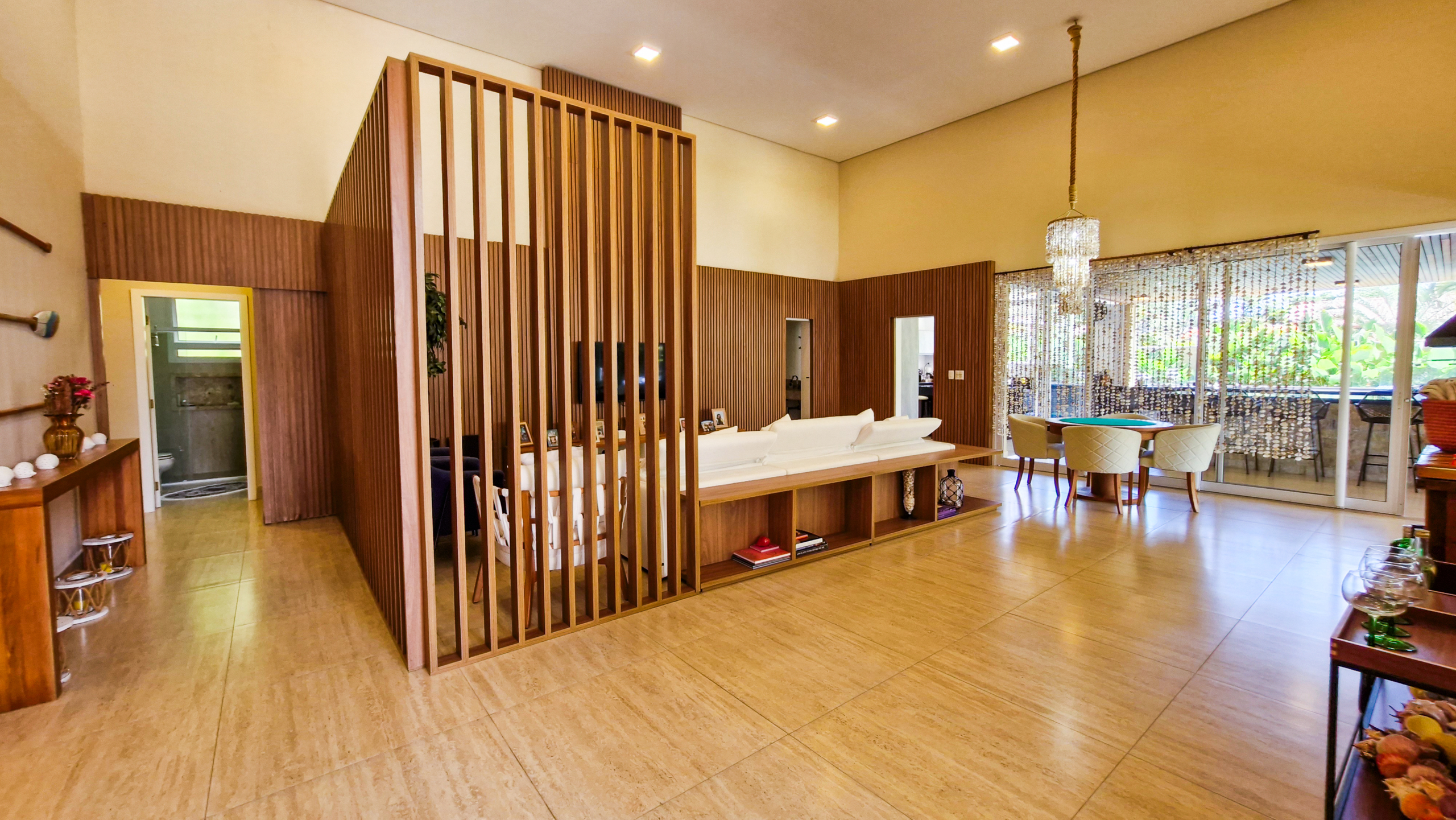 Casa alto padrão a venda na Praia da Mococa | Caraguatatuba