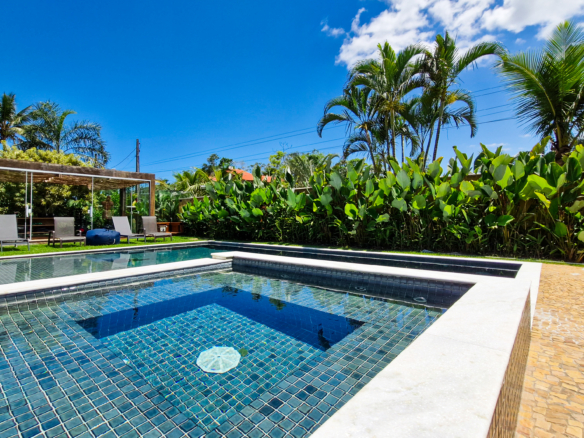 Casa alto padrão a venda na Praia da Mococa | Caraguatatuba