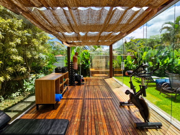 Casa alto padrão a venda na Praia da Mococa | Caraguatatuba