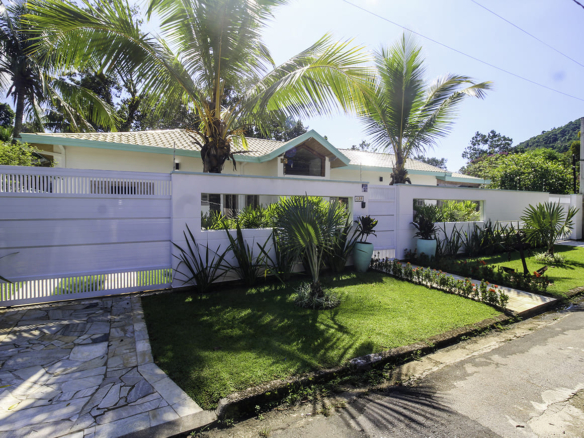 Casa Térrea Exclusiva na Praia da Tabatinga | 3 Suítes | Piscina | Espaço Gourmet