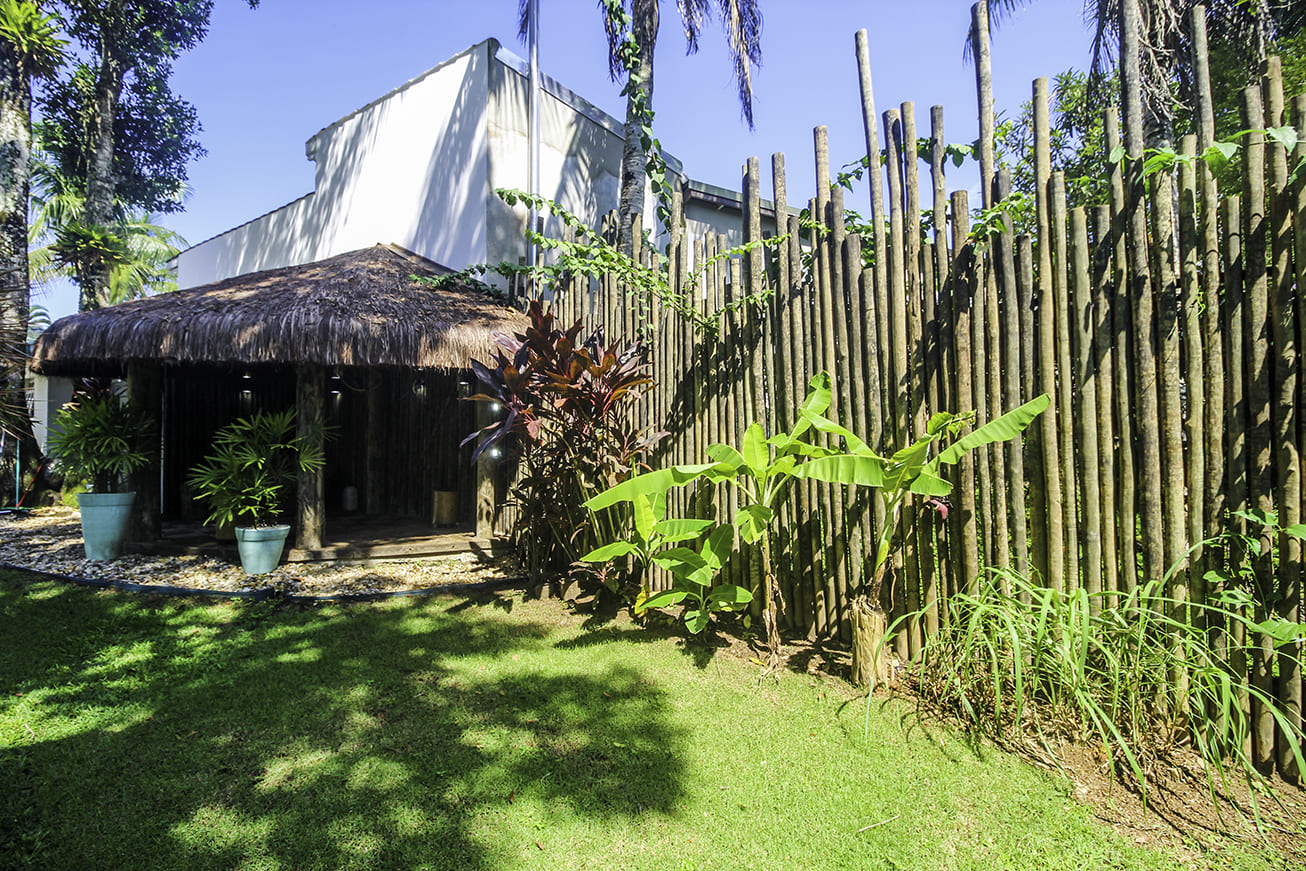Casa Térrea Exclusiva na Praia da Tabatinga | 3 Suítes | Piscina | Espaço Gourmet