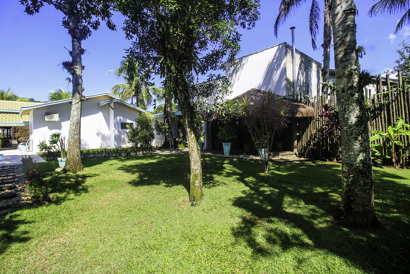 Casa Térrea Exclusiva na Praia da Tabatinga | 3 Suítes | Piscina | Espaço Gourmet