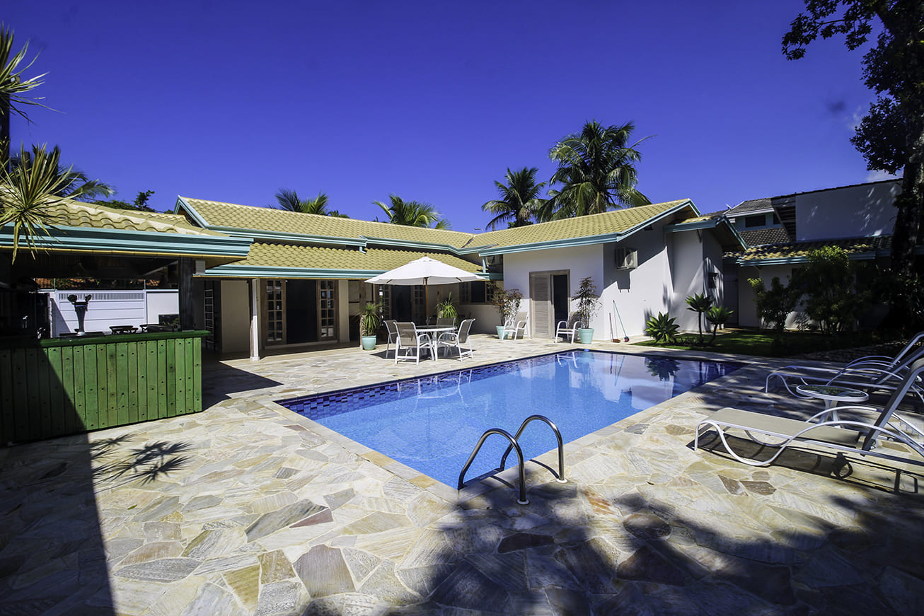 Casa Térrea Exclusiva na Praia da Tabatinga | 3 Suítes | Piscina | Espaço Gourmet