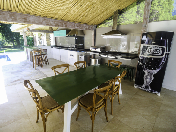 Casa Térrea Exclusiva na Praia da Tabatinga | 3 Suítes | Piscina | Espaço Gourmet