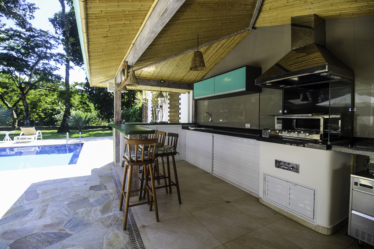 Casa Térrea Exclusiva na Praia da Tabatinga | 3 Suítes | Piscina | Espaço Gourmet