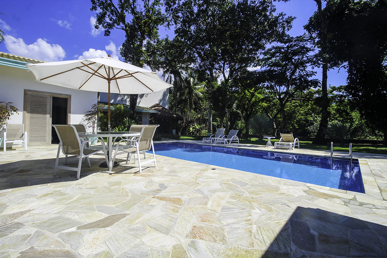 Casa Térrea Exclusiva na Praia da Tabatinga | 3 Suítes | Piscina | Espaço Gourmet
