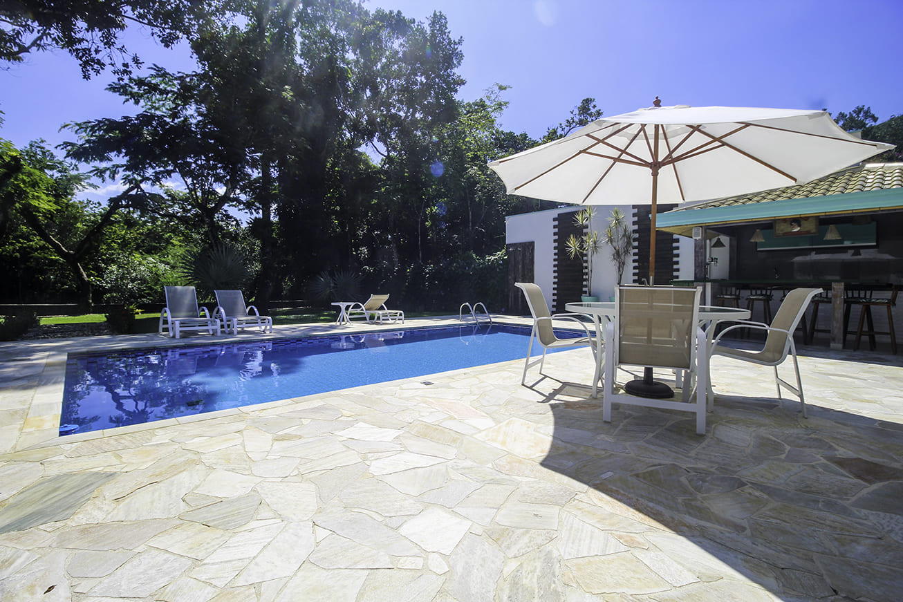 Casa Térrea Exclusiva na Praia da Tabatinga | 3 Suítes | Piscina | Espaço Gourmet