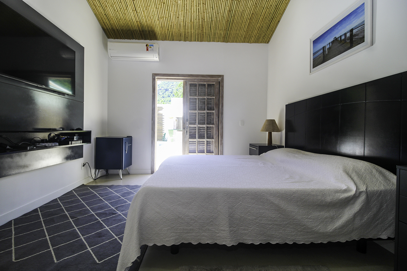 Casa Térrea Exclusiva na Praia da Tabatinga | 3 Suítes | Piscina | Espaço Gourmet