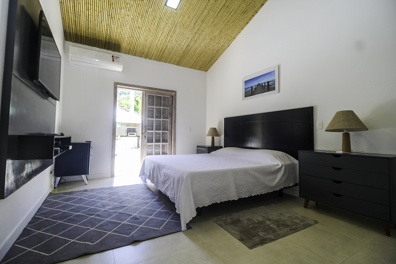 Casa Térrea Exclusiva na Praia da Tabatinga | 3 Suítes | Piscina | Espaço Gourmet