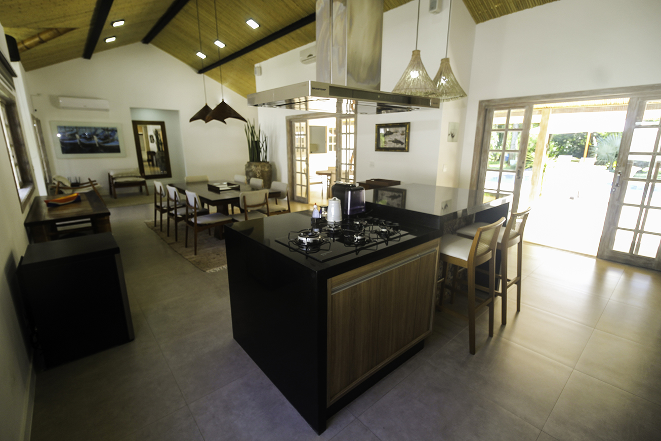 Casa Térrea Exclusiva na Praia da Tabatinga | 3 Suítes | Piscina | Espaço Gourmet
