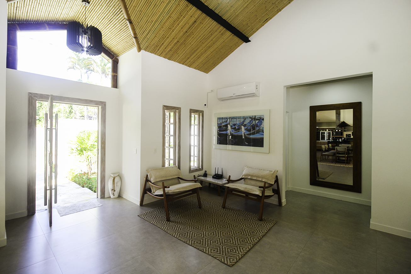 Casa Térrea Exclusiva na Praia da Tabatinga | 3 Suítes | Piscina | Espaço Gourmet