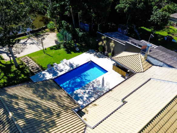 Casa Térrea Exclusiva na Praia da Tabatinga | 3 Suítes | Piscina | Espaço Gourmet