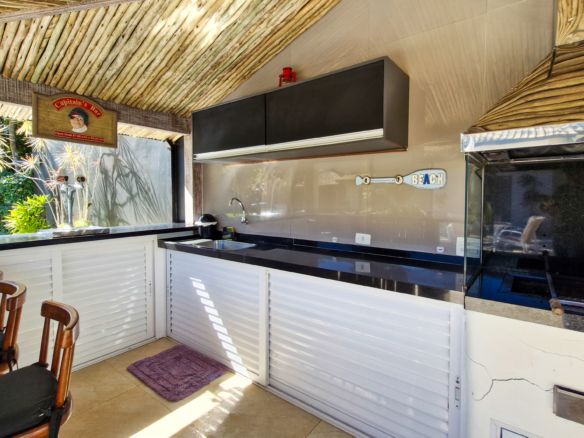 Casa Térrea Exclusiva na Praia da Tabatinga | 3 Suítes | Piscina | Espaço Gourmet