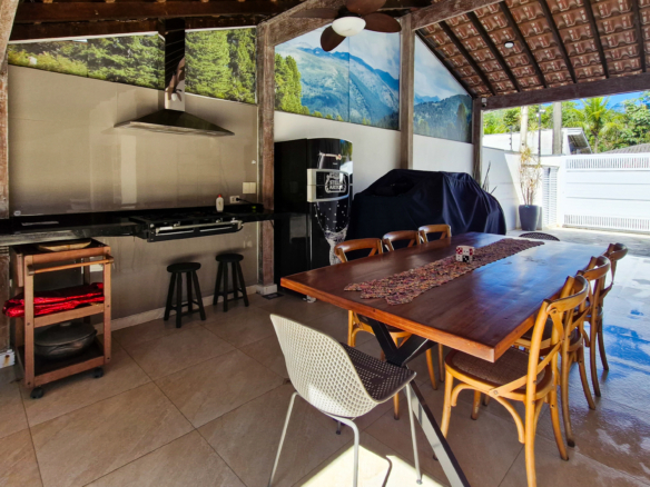 Casa Térrea Exclusiva na Praia da Tabatinga | 3 Suítes | Piscina | Espaço Gourmet