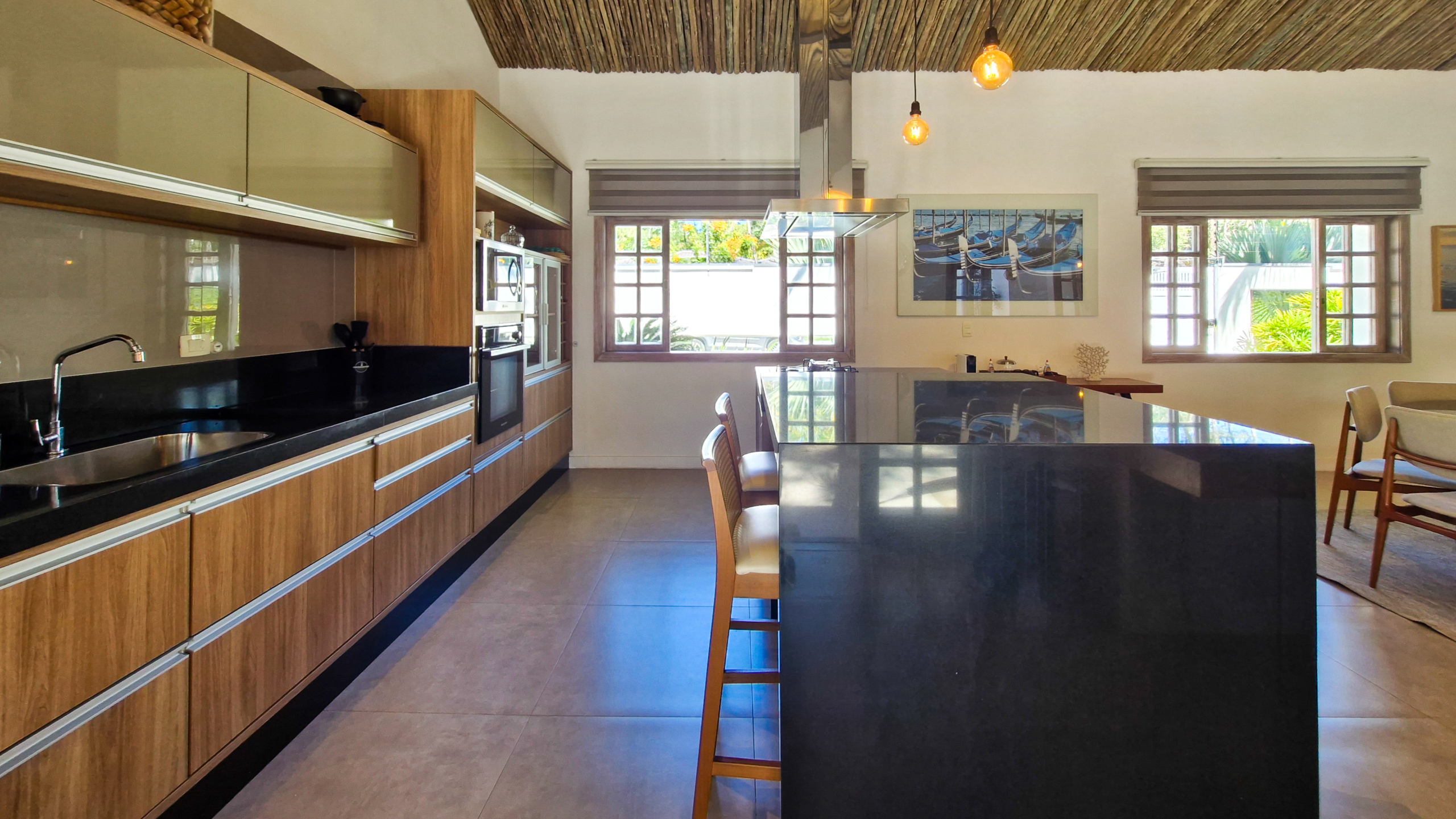Casa Térrea Exclusiva na Praia da Tabatinga | 3 Suítes | Piscina | Espaço Gourmet
