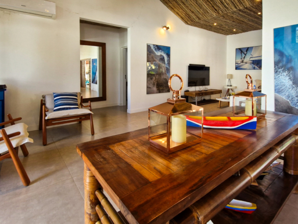 Casa Térrea Exclusiva na Praia da Tabatinga | 3 Suítes | Piscina | Espaço Gourmet