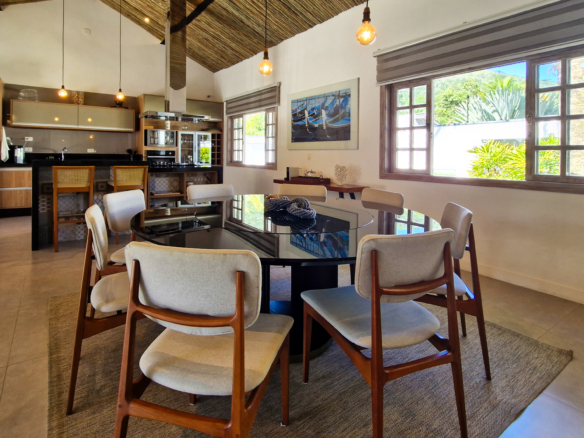 Casa Térrea Exclusiva na Praia da Tabatinga | 3 Suítes | Piscina | Espaço Gourmet