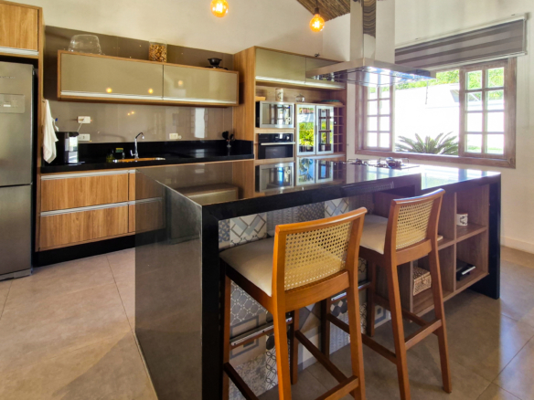 Casa Térrea Exclusiva na Praia da Tabatinga | 3 Suítes | Piscina | Espaço Gourmet
