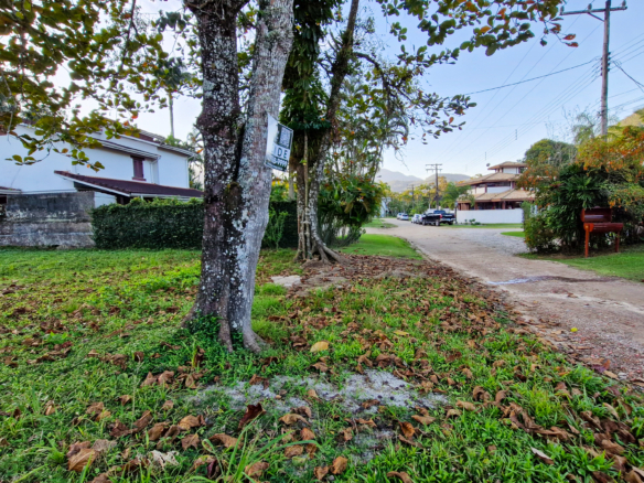 Terreno para Venda em condomínio na Praia da Lagoinha com 362 m²