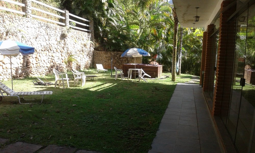 Pousada à Venda na Praia da Cocanha | Excelente Oportunidade de Investimento em Caraguatatuba