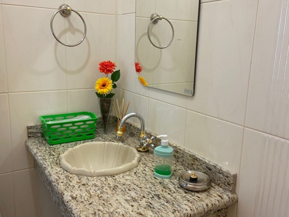 Casa a venda no Condomínio Mar Verde | 1.263 m² de Terreno | Vista Permanente para a Mata