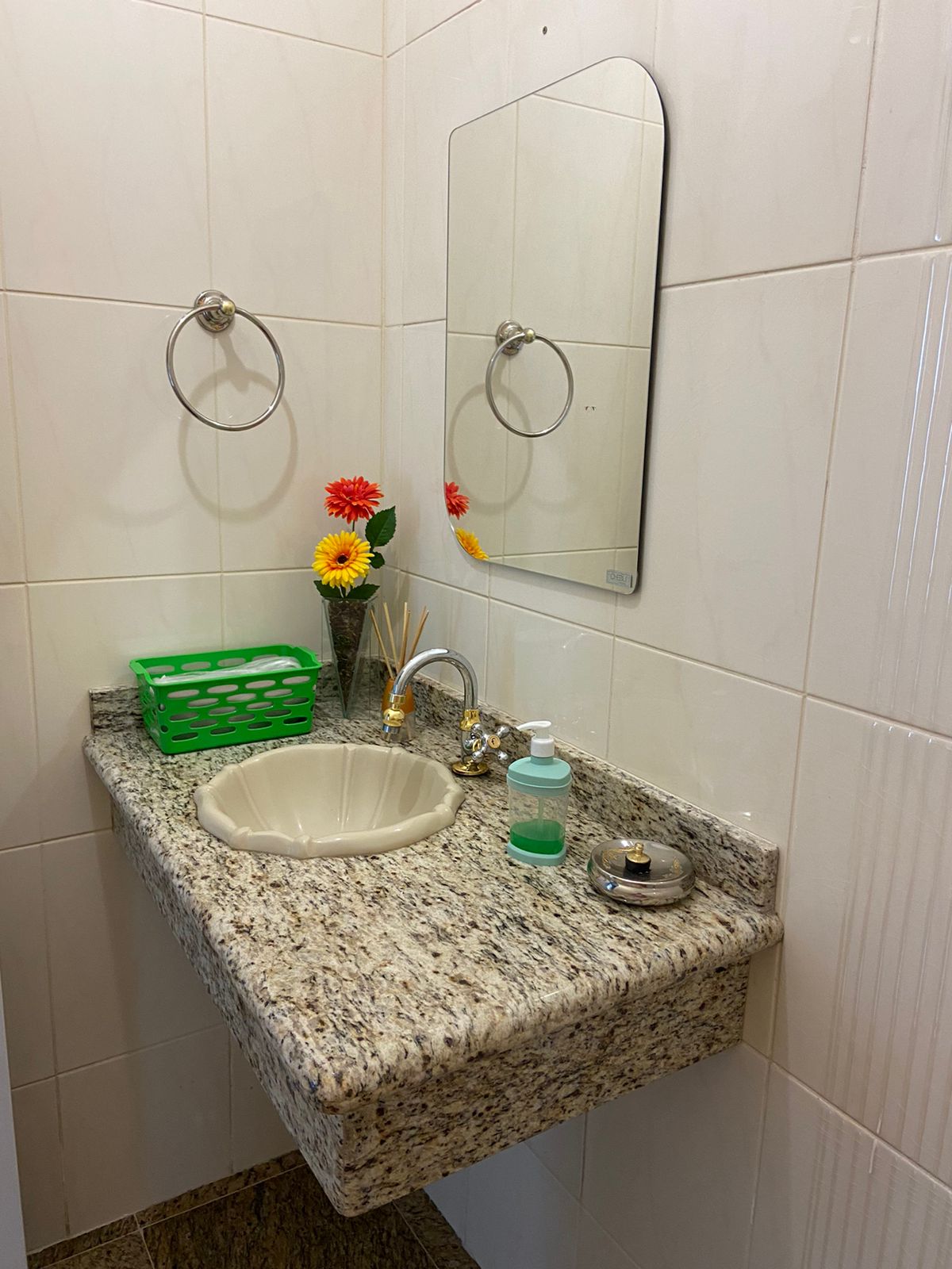Casa a venda no Condomínio Mar Verde | 1.263 m² de Terreno | Vista Permanente para a Mata