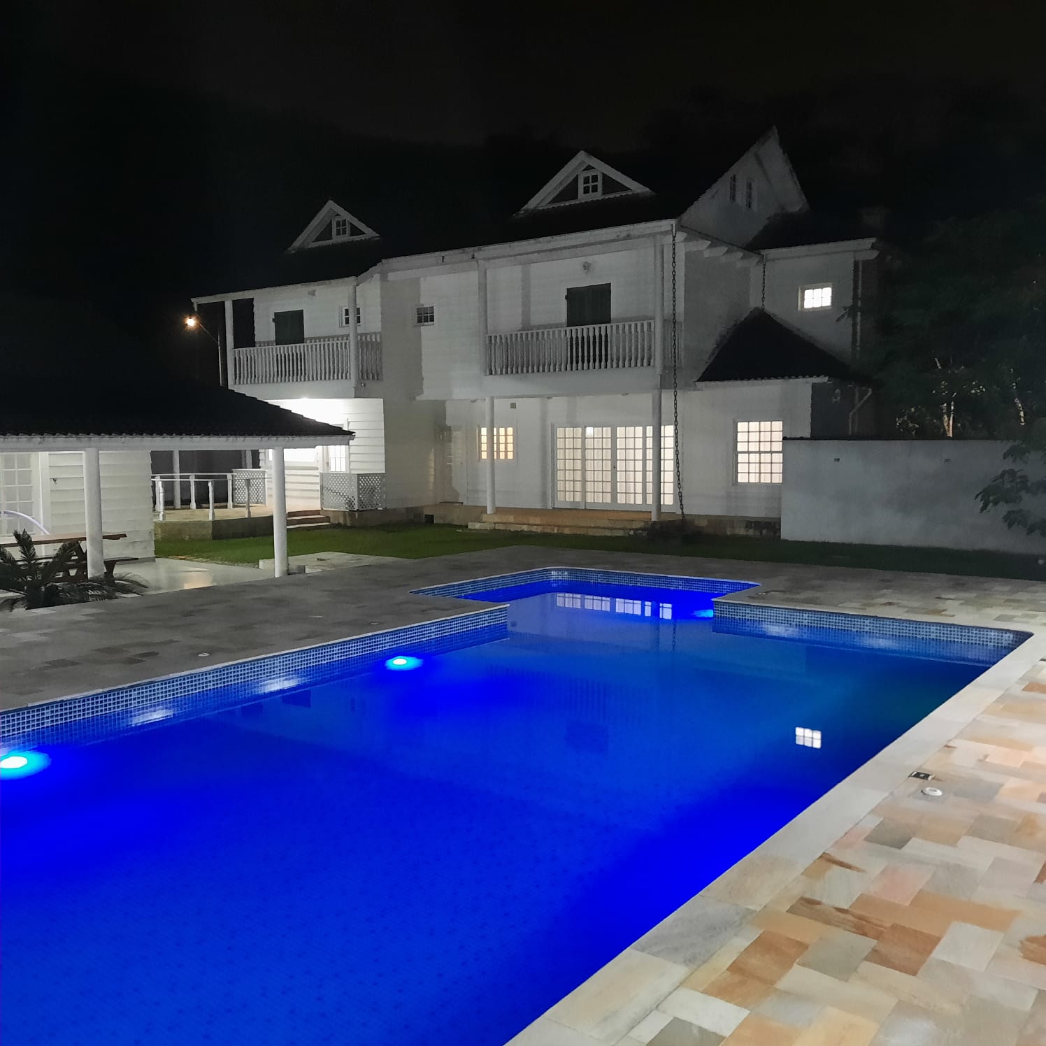 Casa a venda no Condomínio Mar Verde | 1.263 m² de Terreno | Vista Permanente para a Mata