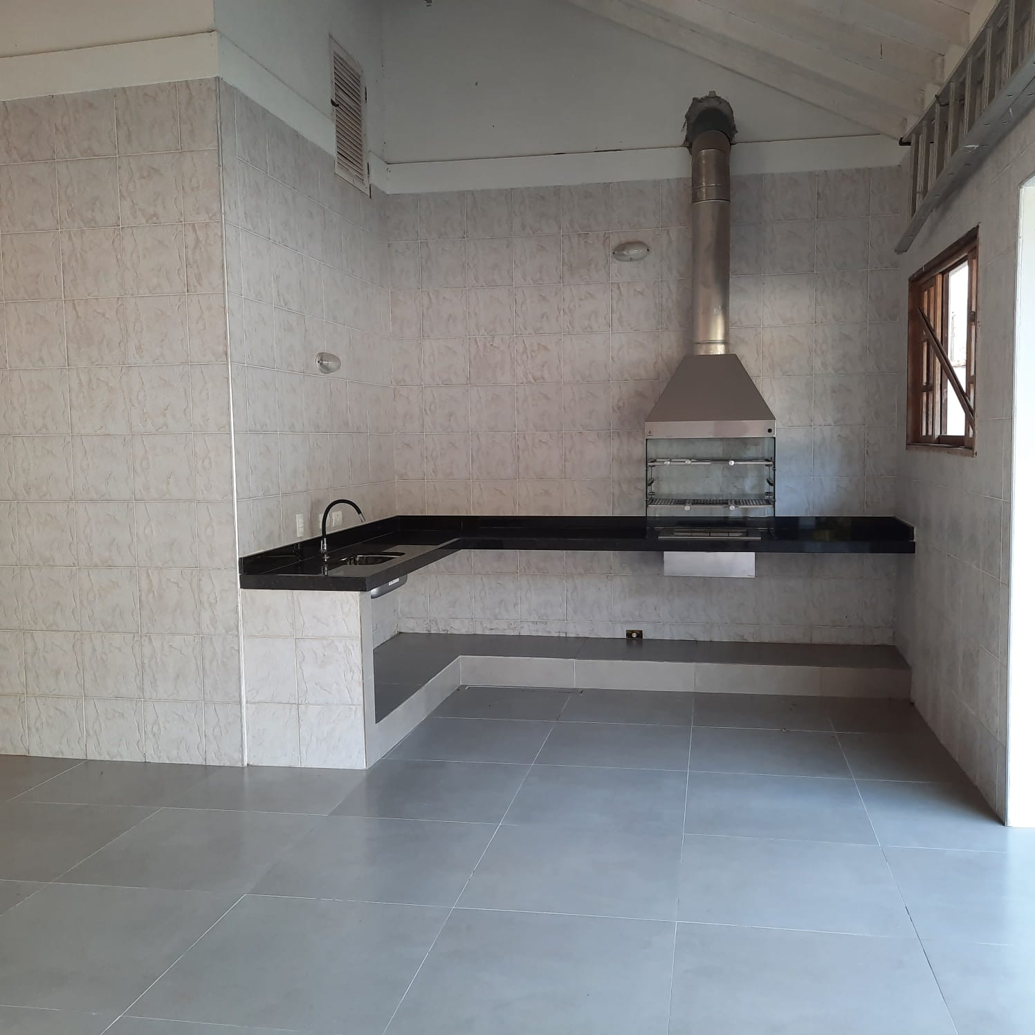 Casa a venda no Condomínio Mar Verde | 1.263 m² de Terreno | Vista Permanente para a Mata