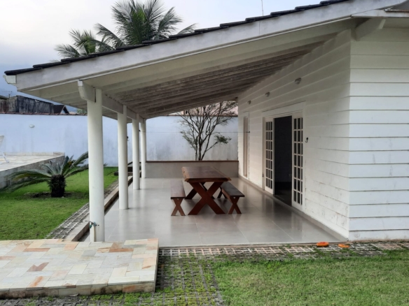 Casa a venda no Condomínio Mar Verde | 1.263 m² de Terreno | Vista Permanente para a Mata