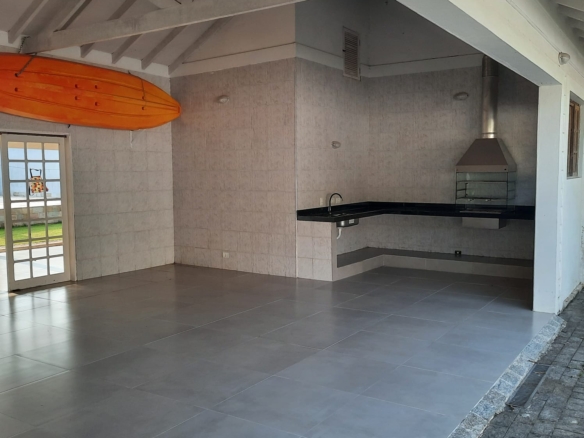 Casa a venda no Condomínio Mar Verde | 1.263 m² de Terreno | Vista Permanente para a Mata