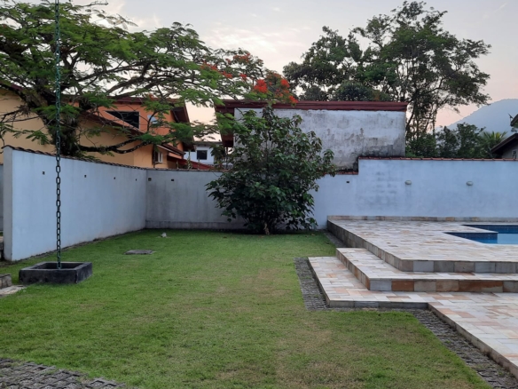 Casa a venda no Condomínio Mar Verde | 1.263 m² de Terreno | Vista Permanente para a Mata