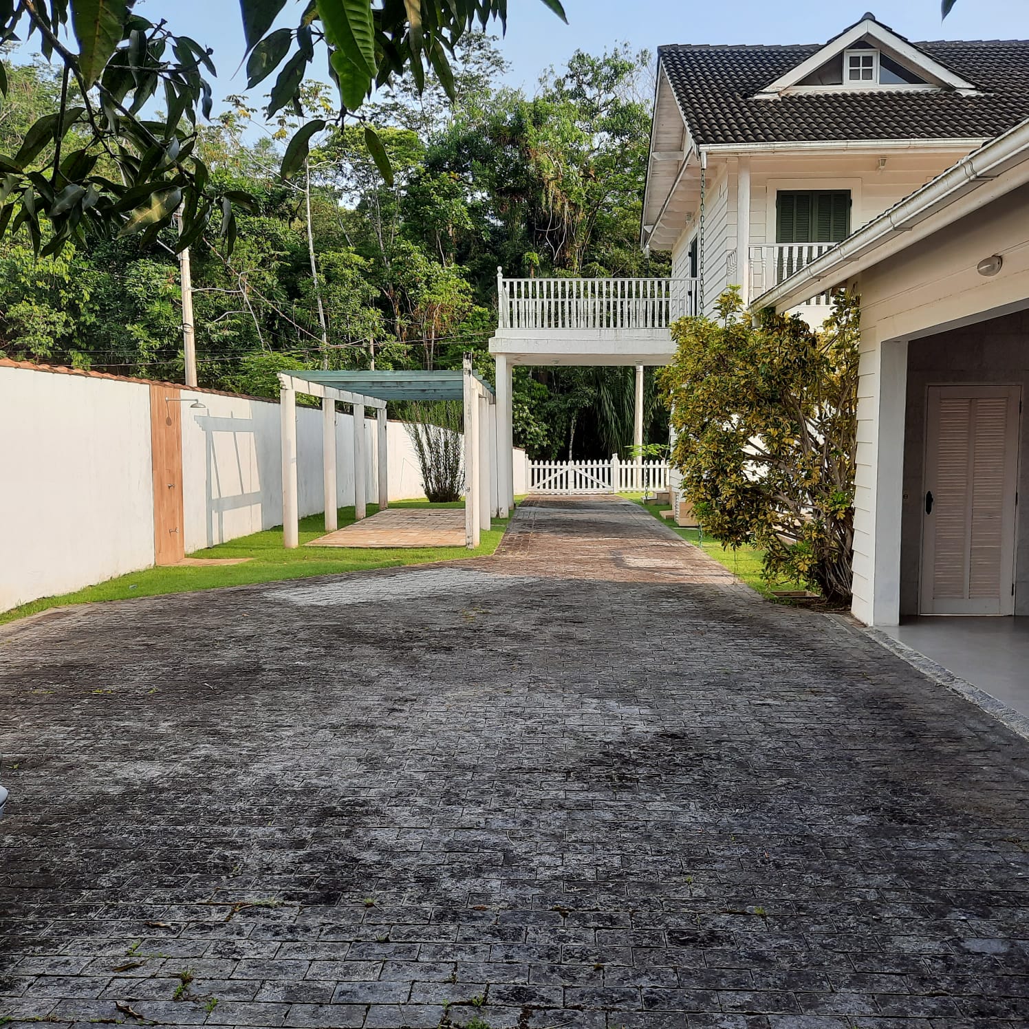 Casa a venda no Condomínio Mar Verde | 1.263 m² de Terreno | Vista Permanente para a Mata