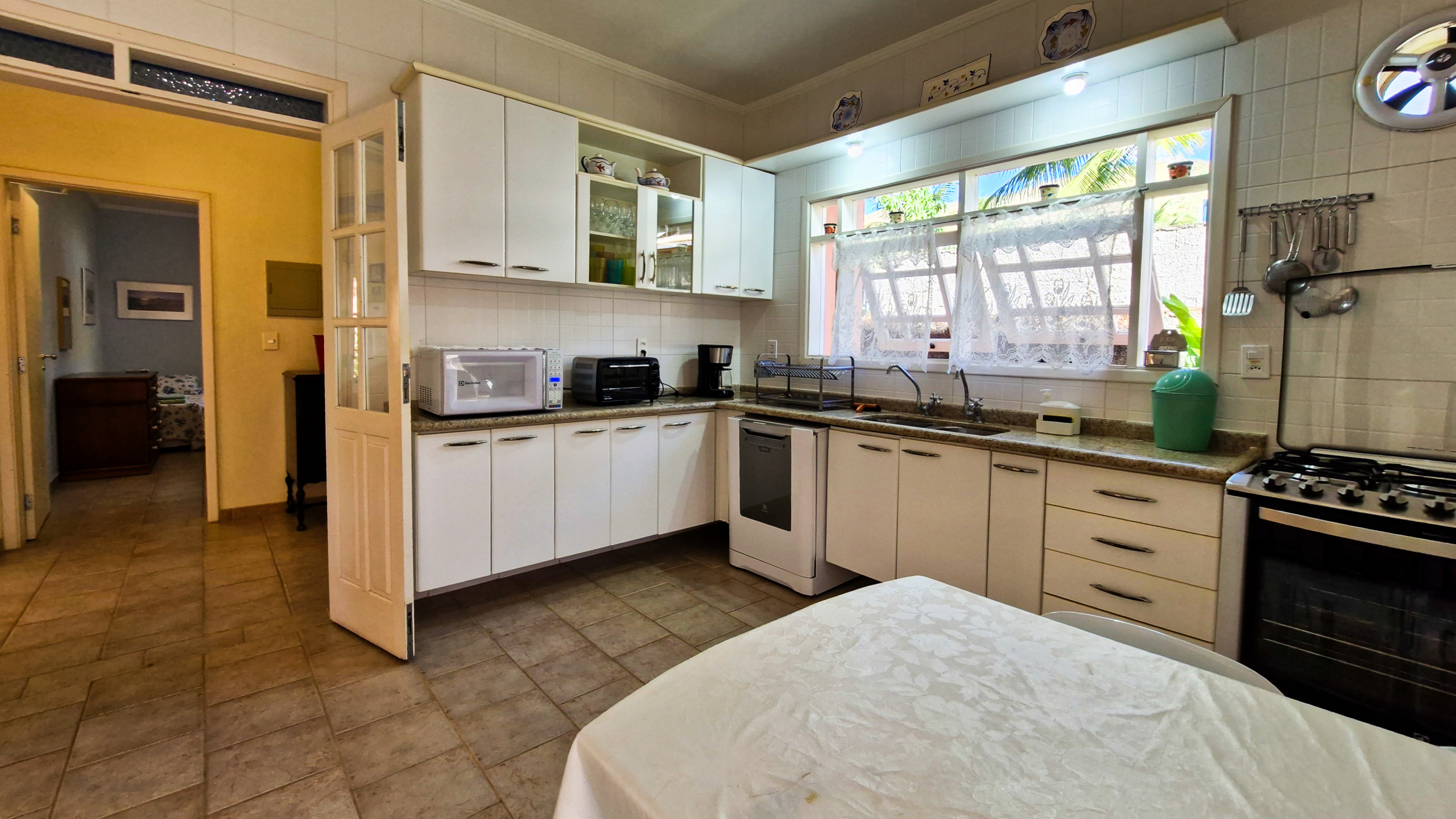 Casa a venda | 6 dormitórios | Praia de Barequeçaba