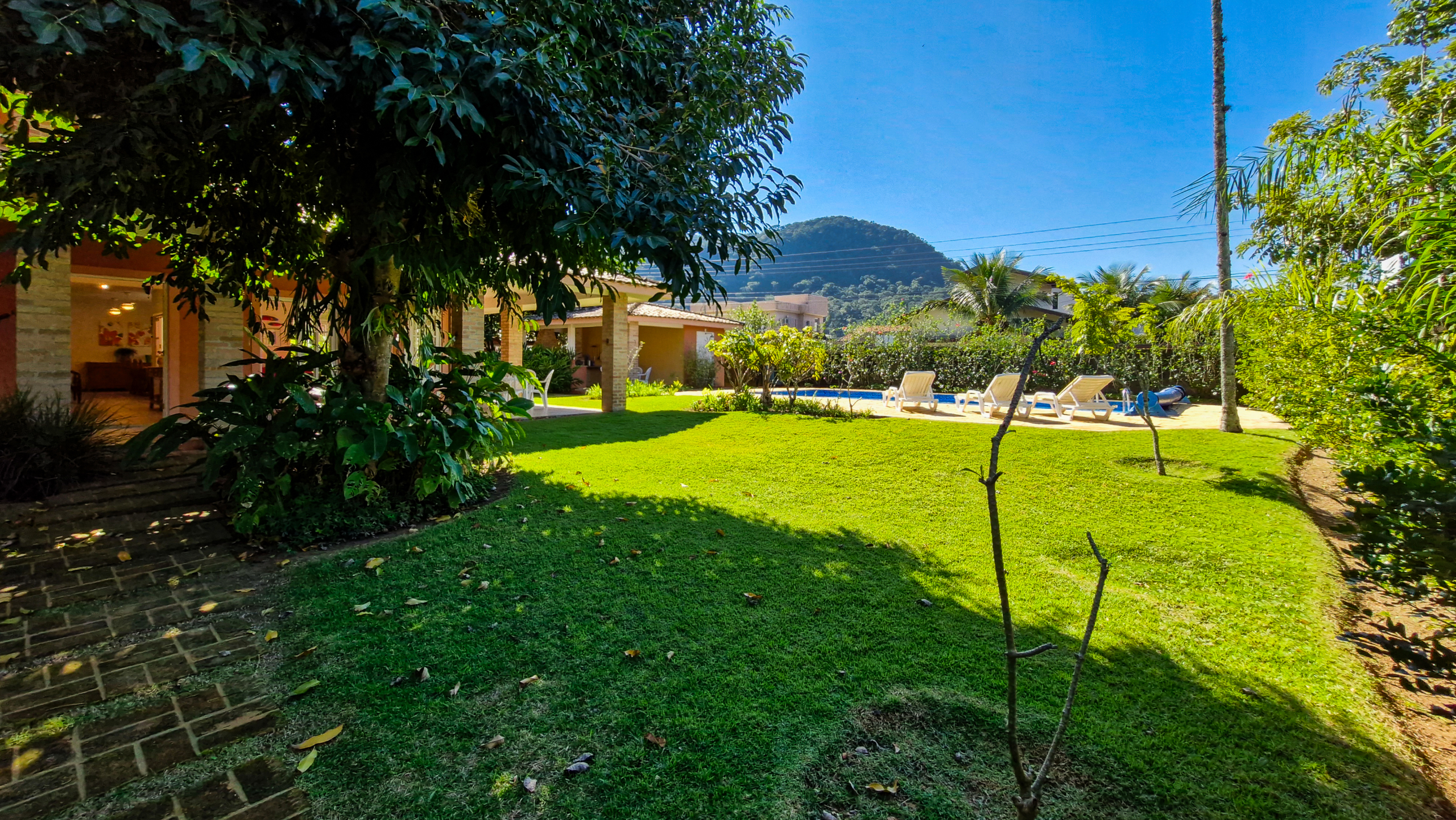 Casa a venda | 6 dormitórios | Praia de Barequeçaba