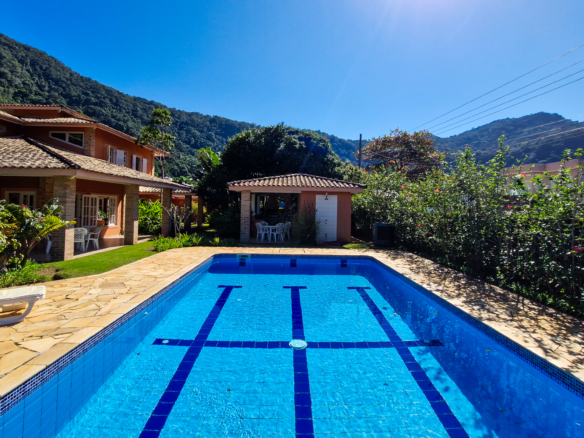 Casa a venda | 6 dormitórios | Praia de Barequeçaba