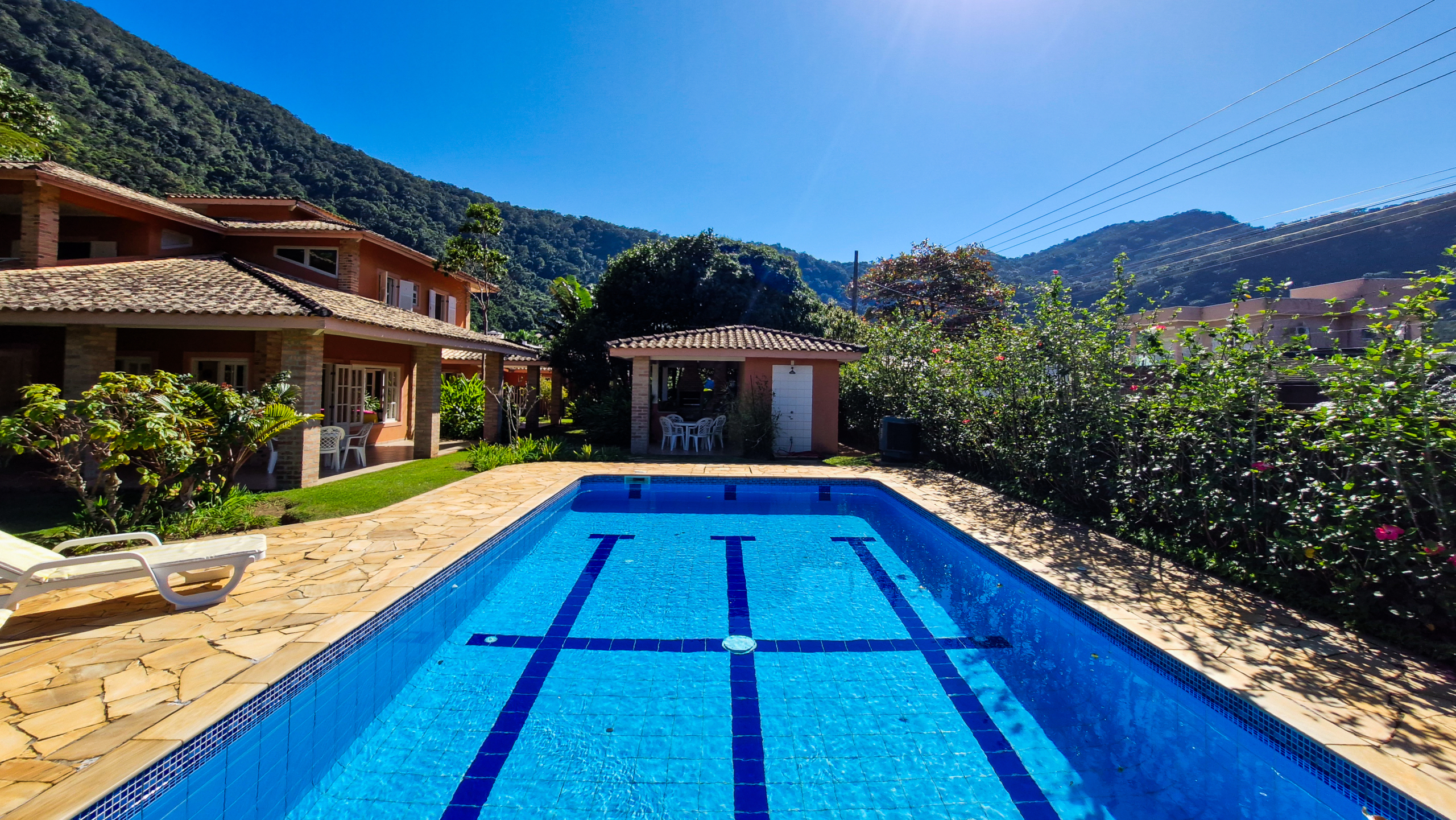 Casa a venda | 6 dormitórios | Praia de Barequeçaba