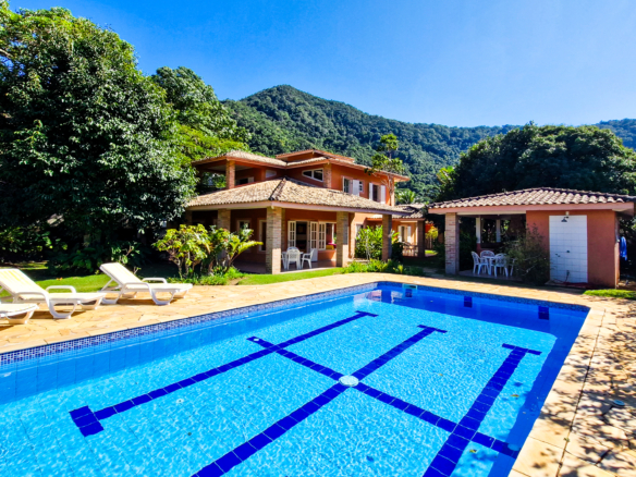 Casa a venda | 6 dormitórios | Praia de Barequeçaba