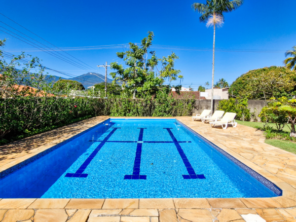 Casa a venda | 6 dormitórios | Praia de Barequeçaba