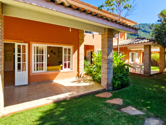 Casa a venda | 6 dormitórios | Praia de Barequeçaba