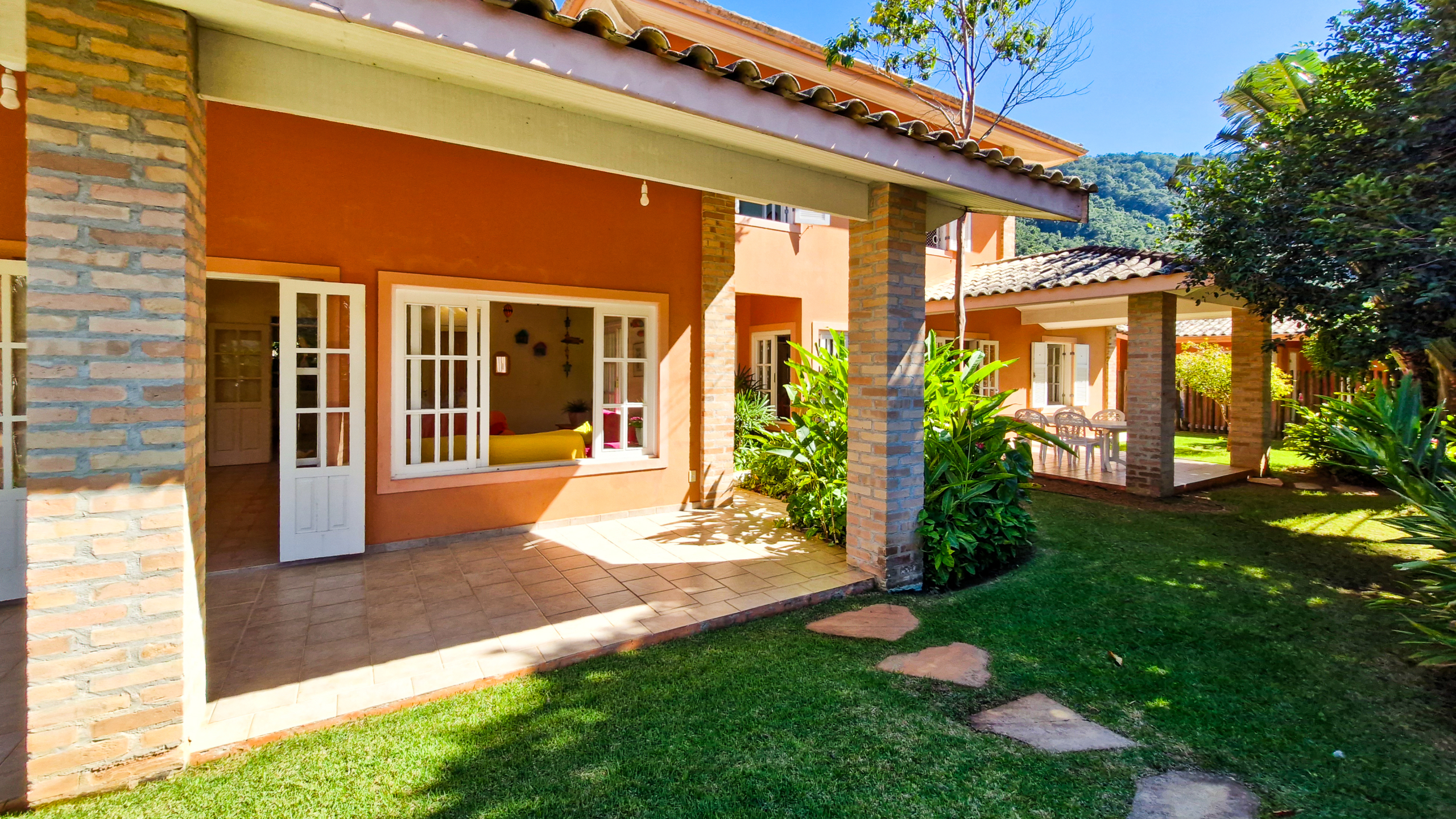 Casa a venda | 6 dormitórios | Praia de Barequeçaba