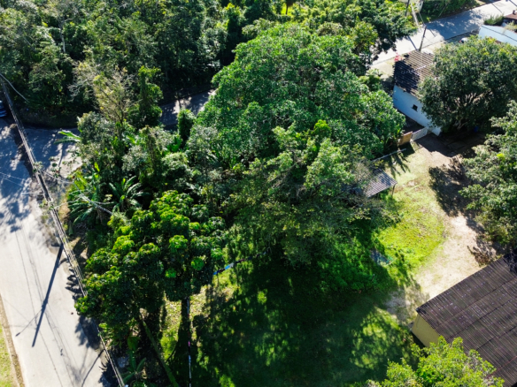 Terreno a venda de esquina  |  532 metros quadrados  |  Praia da Tabatinga