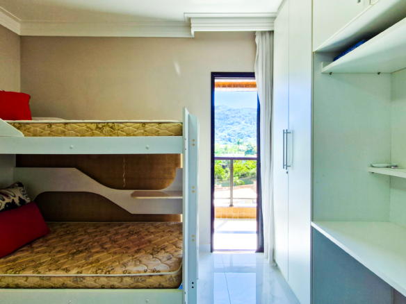 Apartamento para locação, no Condomínio Ilhas Canárias, Praia da Tabatinga, 2 quartos, com 110 m².
