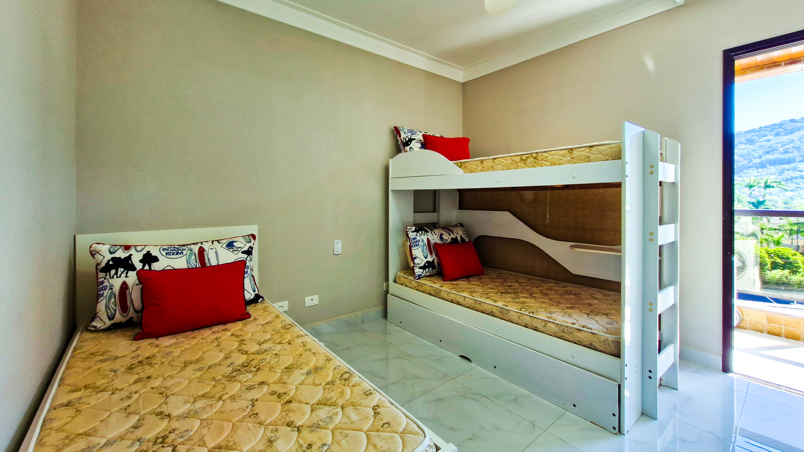 Apartamento para locação, no Condomínio Ilhas Canárias, Praia da Tabatinga, 2 quartos, com 110 m².